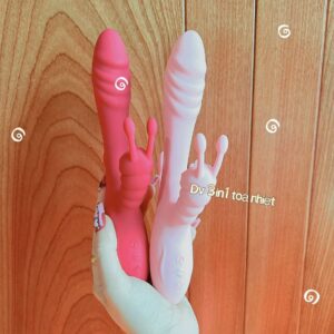 Dương vật rung 3 nhánh kích thích âm đạo, hậu môn và hột le có chế độ sưởi ấm