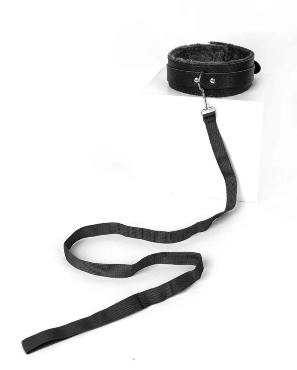 Đồ chơi bạo dâm nhiều món da mịn, lông mềm cực hot 10